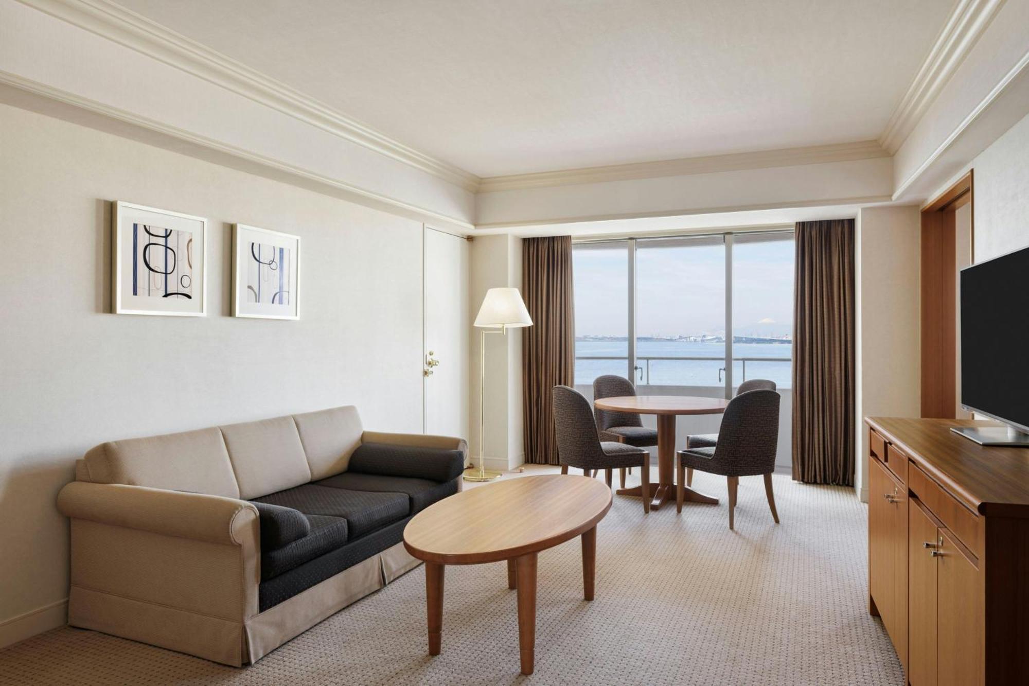 โรงแรมเชอราตัน แกรนด์ โตเกียวเบย์ โรงแรม 5*
